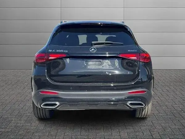 Nuova Mercedes GLC300 197 CV (144 kW) 2026 Nero SUV