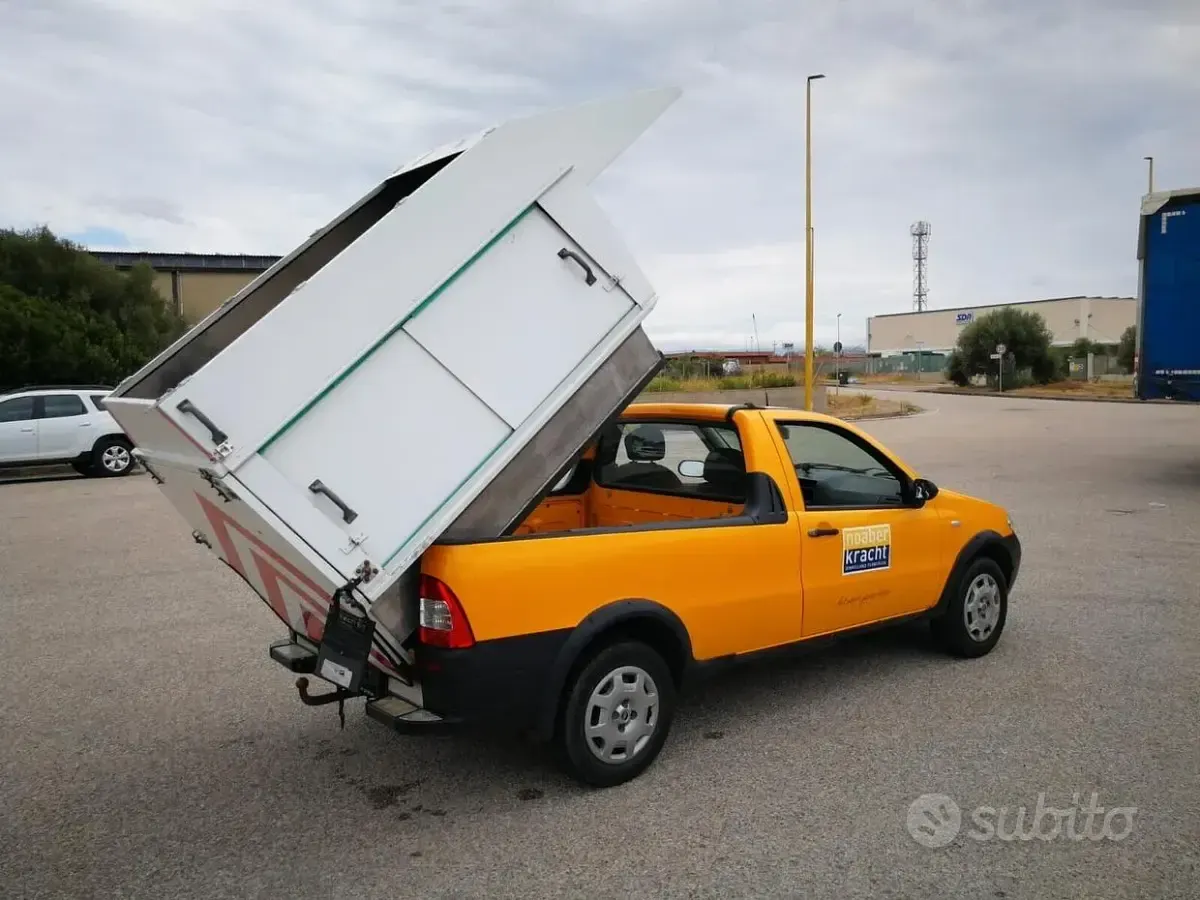Usata Fiat Strada 84 CV (61 kW) 2008