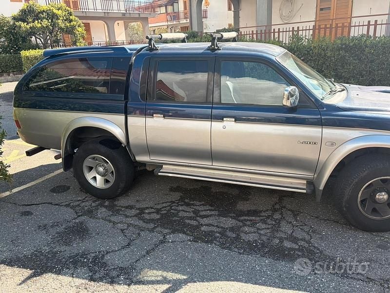 Usata Mitsubishi L 2023 Blu SUV