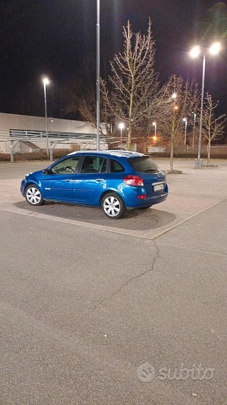Usata 2010 Renault Clio GrandTour Station wagon | 2650 € - Immagine 1/4