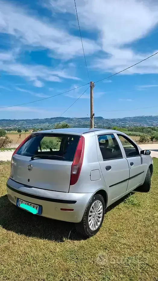 Usata Fiat Punto Classica 60 CV (44 kW) 2008 Grigio Utilitaria