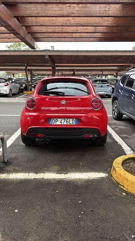 Rosso Usata 2008 Alfa Romeo MiTo Quadrifoglio Verde Due volumi | 6500 € (Molto cara) - Immagine 1/4