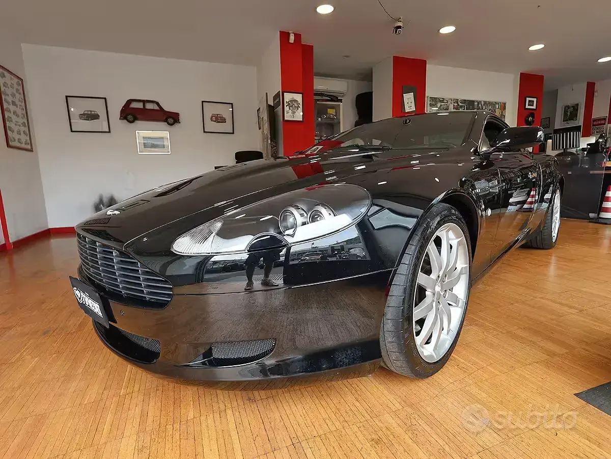 Usata Aston Martin DB9 457 CV (336 kW) 2006 Coupé