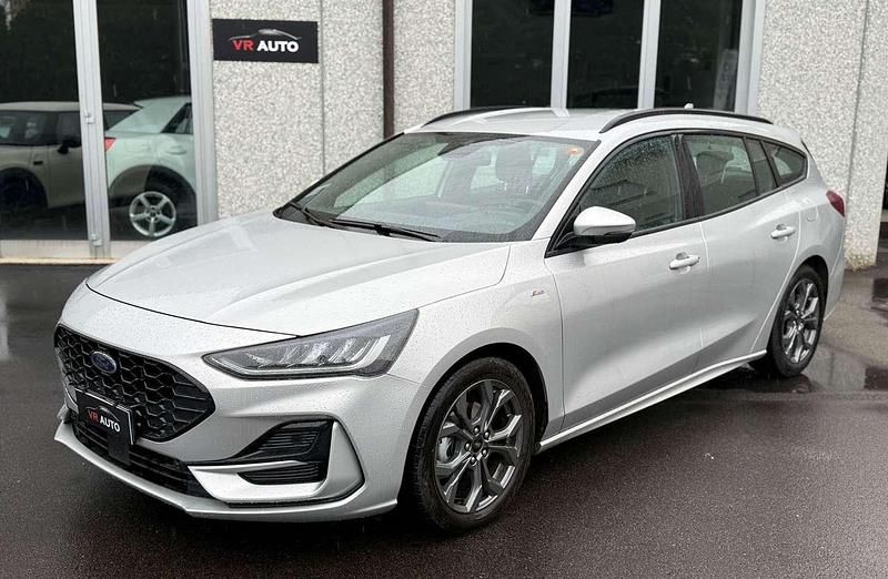 Grigio Usata 2025 Ford Focus ST-Line Station wagon | 19.900 € (Super prezzo) - Immagine 1/4