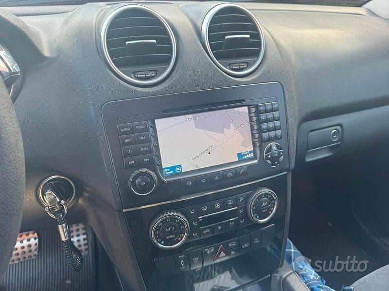 Usata Mercedes ML320 2007 Nero SUV