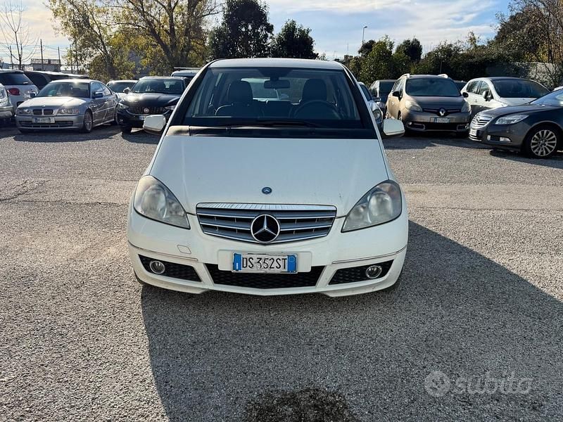 Usata Mercedes A150 Classic 95 CV (69 kW) 2009 Bianco Berlina