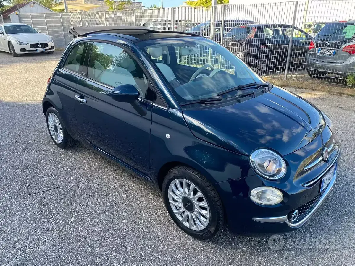 Usata Fiat 500C 69 CV (50 kW) 2019 Bluazzurro Cabrio