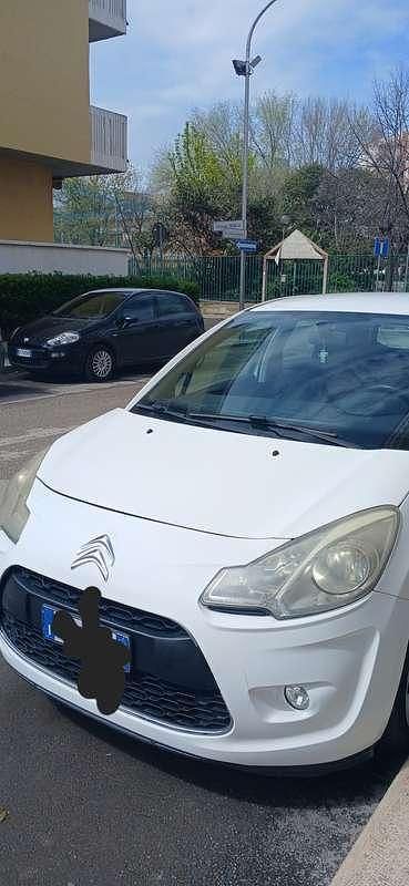 Bianco Usata 2012 Citroën C3 Business Class Due volumi | 4000 € (Super prezzo) - Immagine 1/4