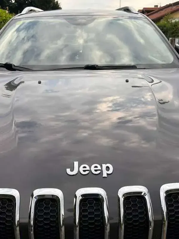 Usata Jeep Cherokee Limited 140 CV (102 kW) 2015 Grigio SUV