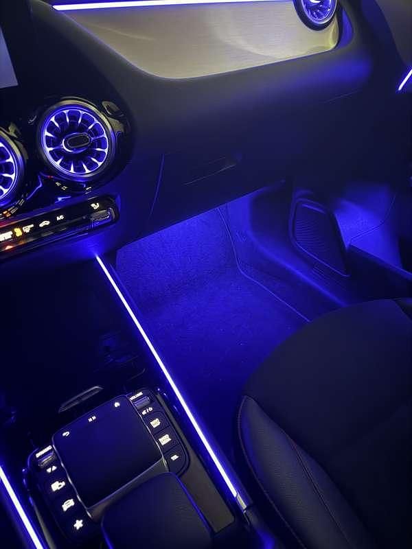 Usata Mercedes GLA200 Premium 150 CV (110 kW) 2022 Bianco SUV