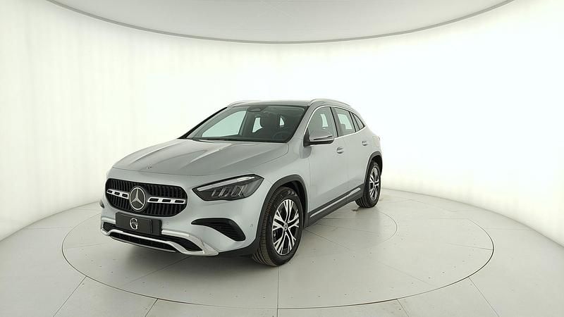 Begagnad Mercedes GLA180 Advanced 116 HK (85 kW) 2025 SUV