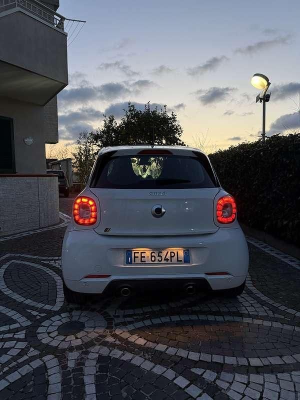 Usata Smart ForFour Edition #1 71 CV (52 kW) 2016 Utilitaria