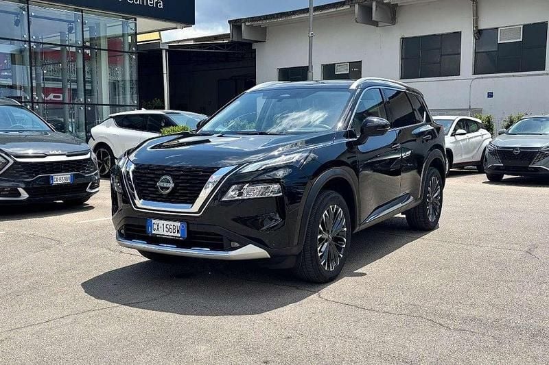 Usata Nissan X-Trail Tekna 163 CV (119 kW) 2025 Nero SUV