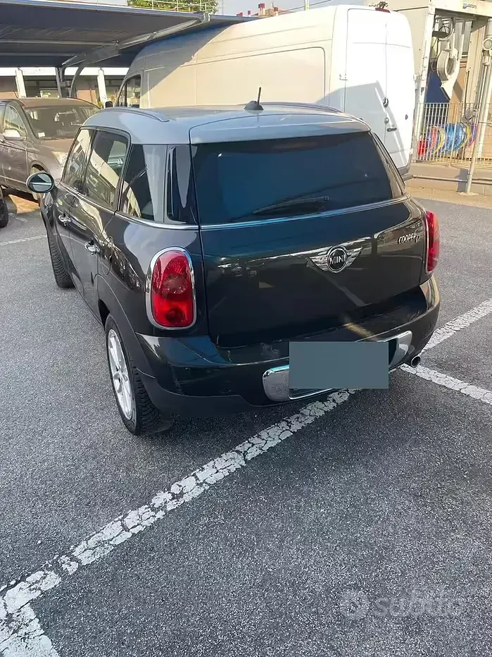 Usata Mini Countryman 112 CV (82 kW) 2014 Marrone SUV