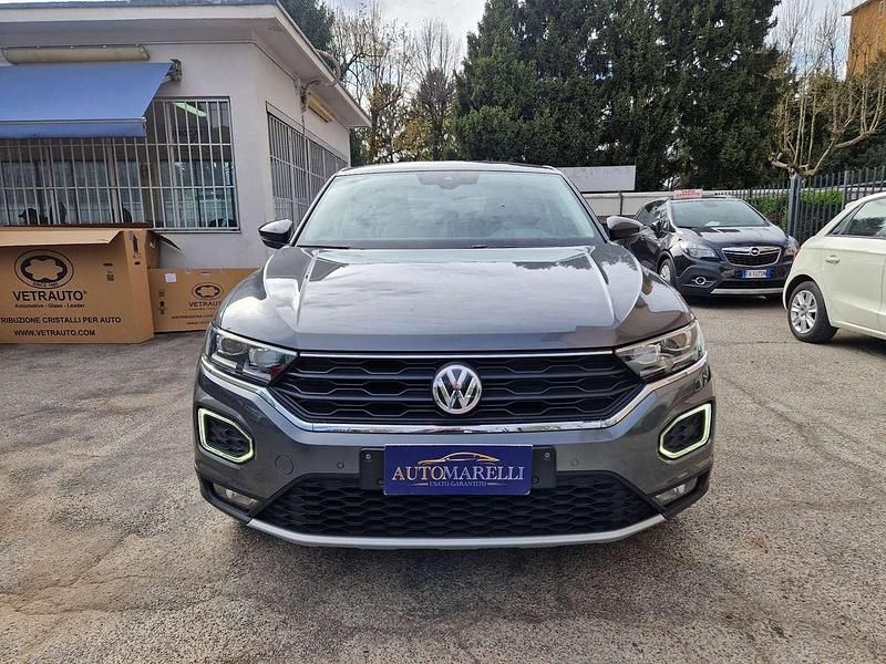 Usata VW T-Roc Style 116 CV (85 kW) 2018 Grigio SUV