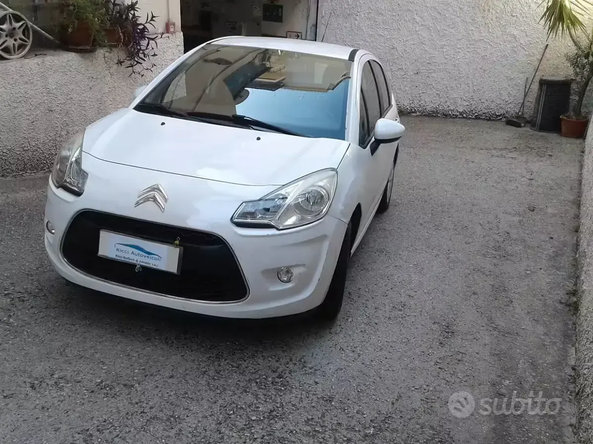 Usata Citroën C3 Exclusive 60 CV (44 kW) 2012 Bianco Berlina