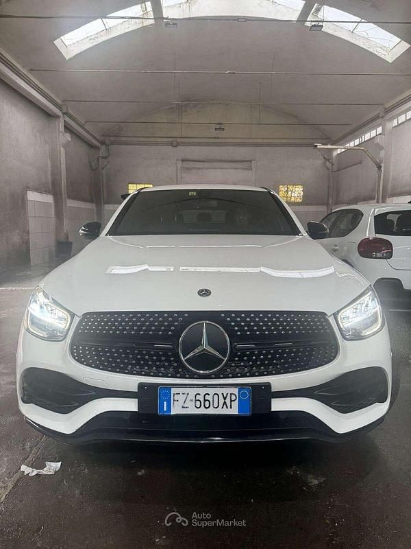 Usata Mercedes GLC250 Premium 194 CV (142 kW) 2019 Bianco Coupé