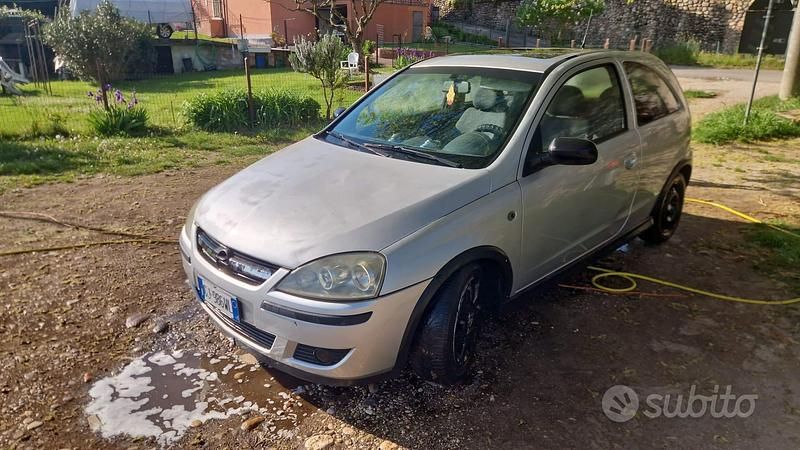 Usata Opel Corsa 2003 Grigio Utilitaria