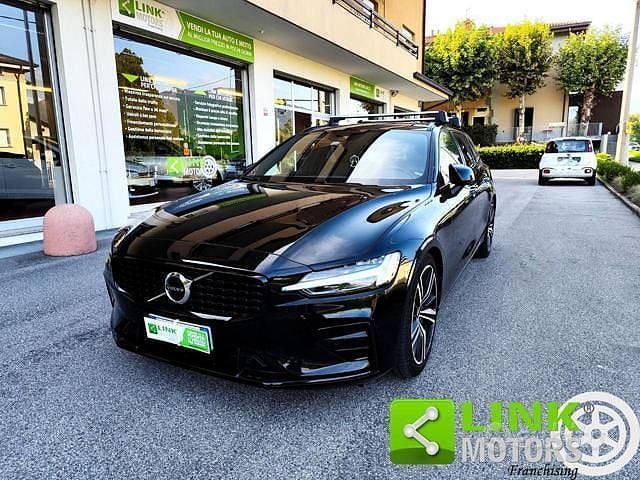Nero Usata 2022 Volvo V60 R-Design Station wagon | 28.900 € (Ottimo prezzo) - Immagine 1/4