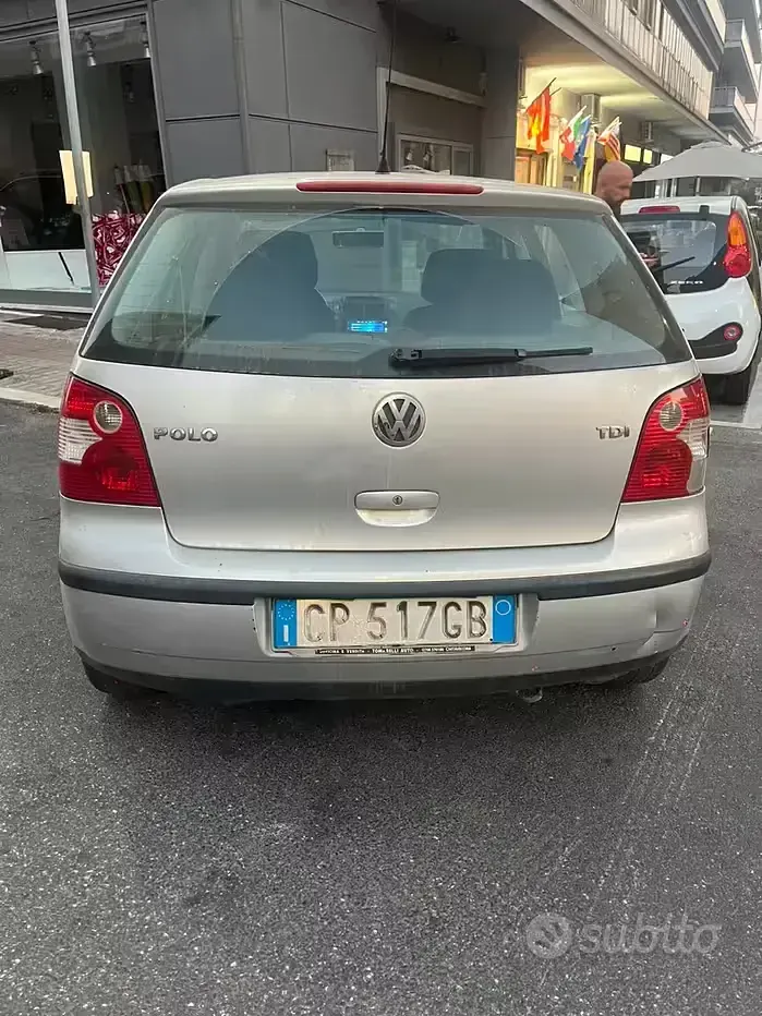 Usata VW Polo Comfortline 75 CV (55 kW) 2004 Berlina