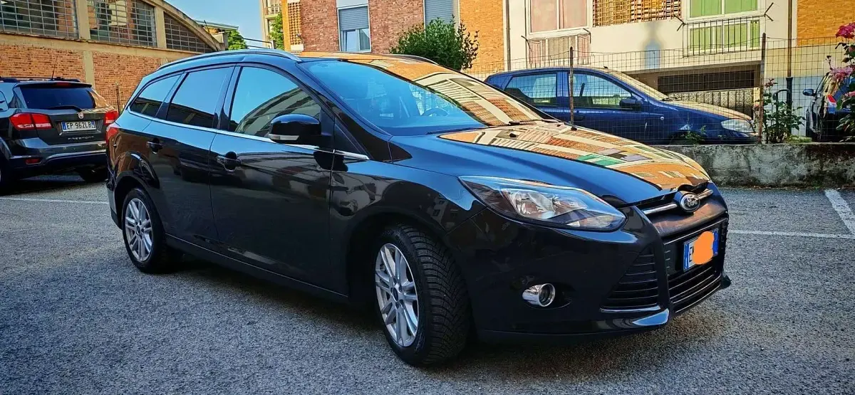Usata Ford Focus Titanium 116 CV (85 kW) 2012 Nero Berlina