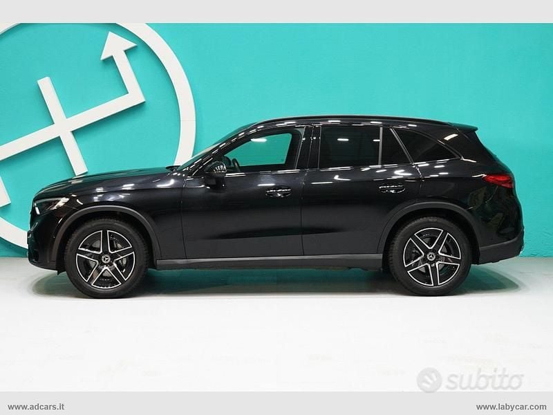 Usata Mercedes GLC220 AMG Line Premium 197 CV (144 kW) 2023 Nero / metallizzato SUV