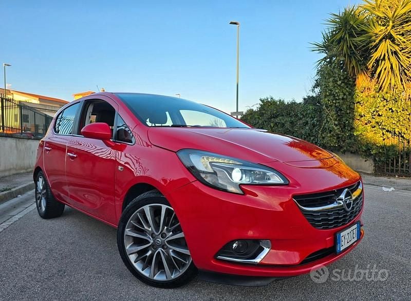Usata Opel Corsa Cosmo 95 CV (69 kW) 2016 Rosso Utilitaria