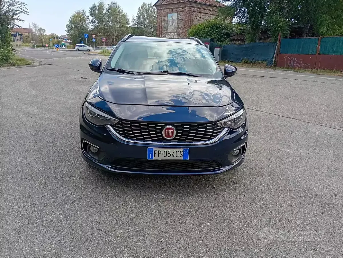 Usata Fiat Tipo Lounge 120 CV (88 kW) 2018 Bluazzurro Station wagon