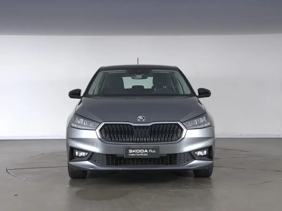 Usata Skoda Fabia Style 95 CV (69 kW) 2023 Grigio graphite nero tulipano Utilitaria