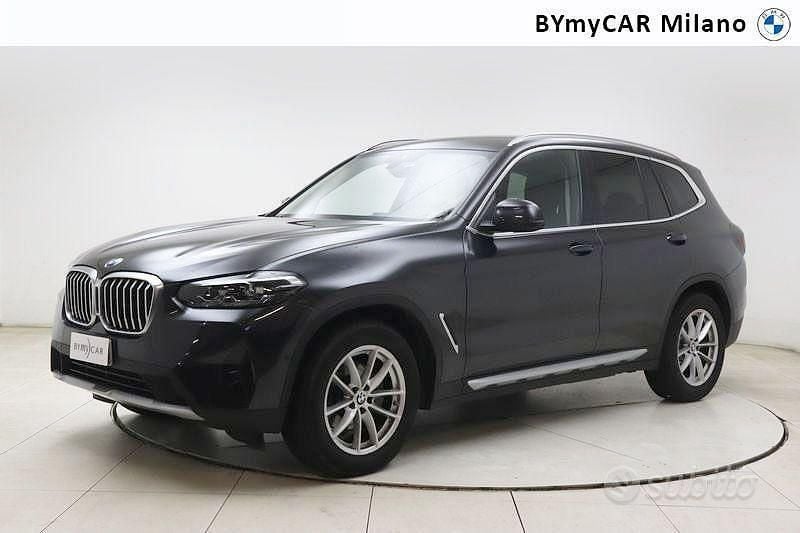 Usata BMW X3 Efficient Dynamics 190 CV (139 kW) 2022 Grigio SUV