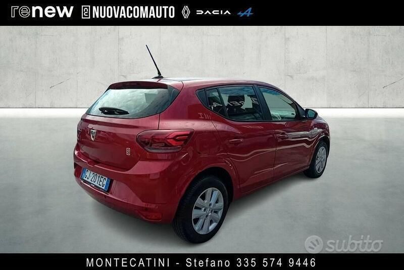 Usata Dacia Sandero Comfort 101 CV (74 kW) 2022 Rosso Utilitaria