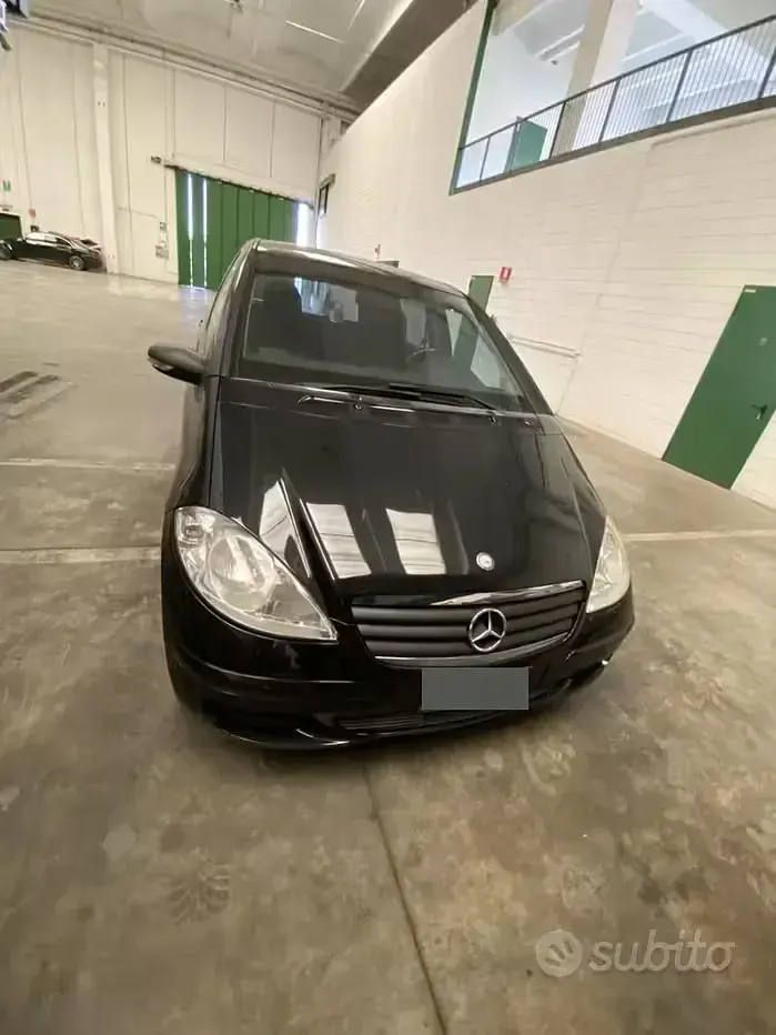 Usata Mercedes A180 109 CV (80 kW) 2007 Nero Berlina