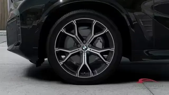 Nuova BMW X5 Comfort Edition 297 CV (218 kW) 2026 Nero SUV