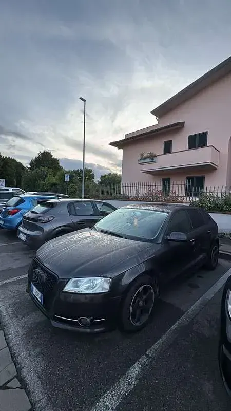 Usado Audi A3 Attraction 105 CV (77 kW) 2011 Utilitario