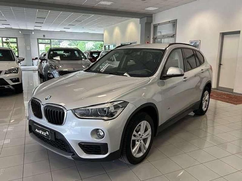 Usata BMW X1 150 CV (110 kW) 2017 Argento SUV