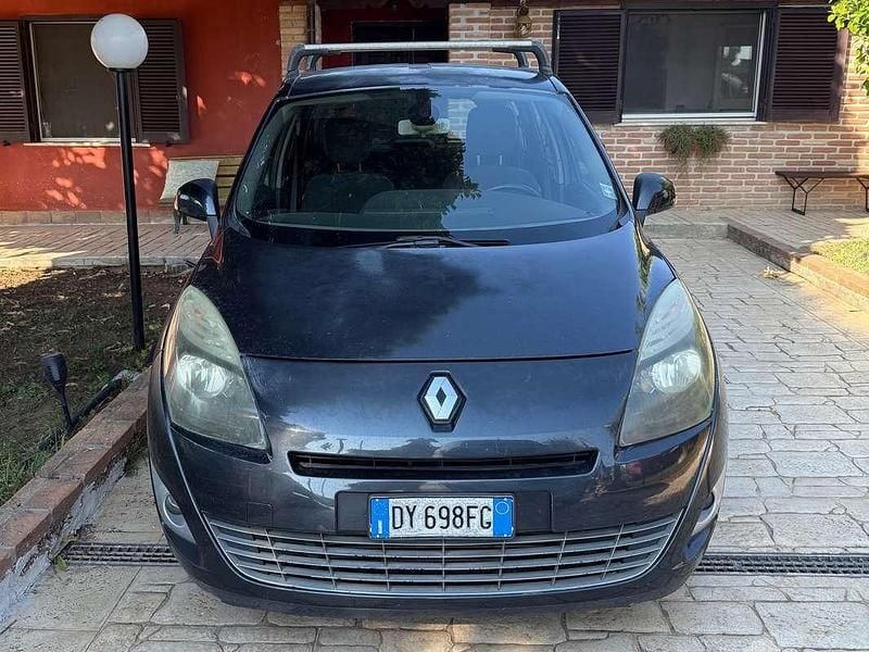 Usata Renault Grand Scénic 110 CV (80 kW) 2009 Grigio Monovolume