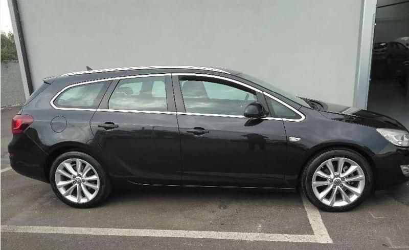 Usata Opel Astra Cosmo 125 CV (91 kW) 2012 Station wagon