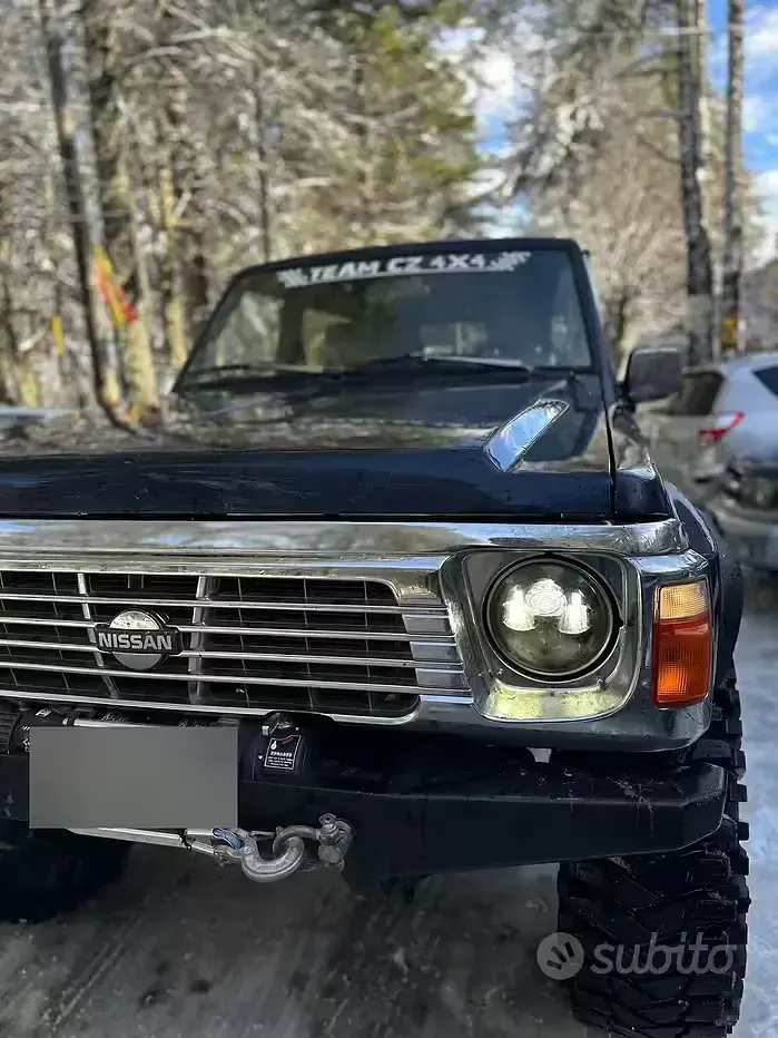 Usata Nissan Patrol 116 CV (85 kW) 1991 Bluazzurro SUV