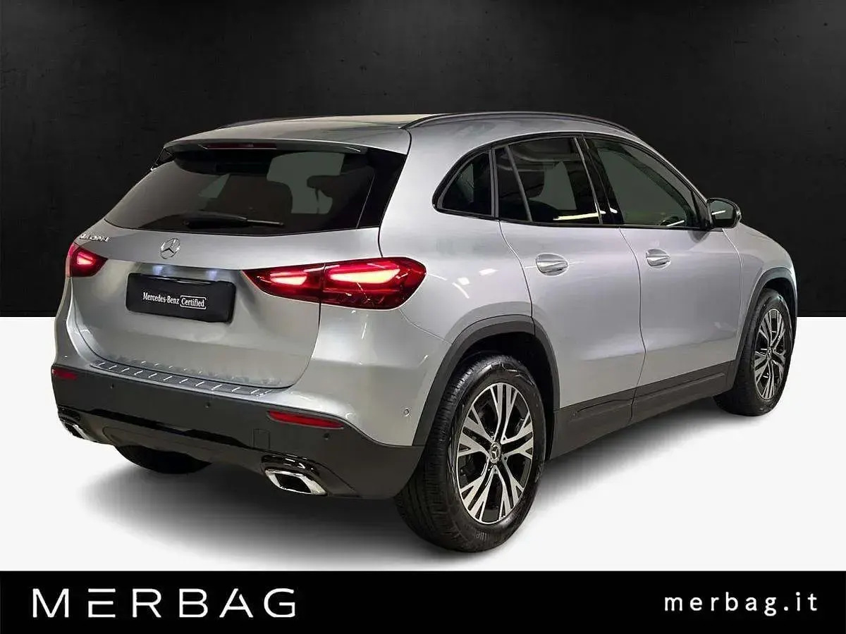 Usata Mercedes GLA200 Progressive 150 CV (110 kW) 2026 Argento SUV