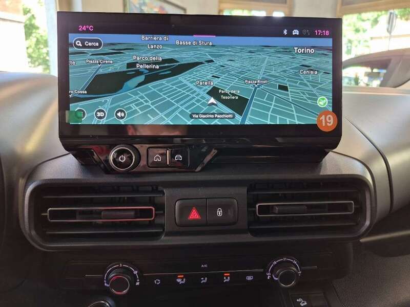 Usata Fiat Doblò 101 CV (74 kW) 2024 Bianco gelato Monovolume
