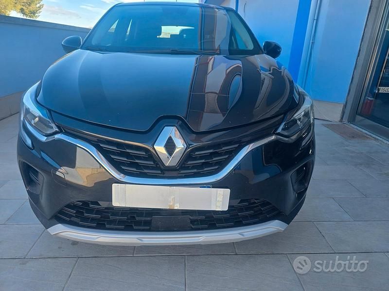 Usata Renault Captur Evolution 140 CV (102 kW) 2023 Nero SUV