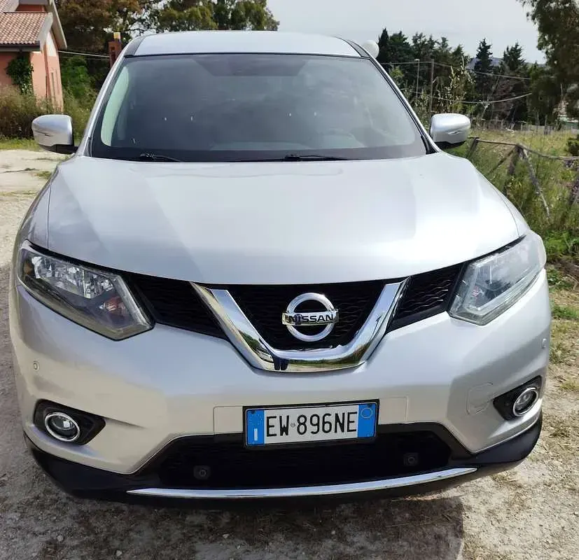 Gebraucht Nissan X-Trail Acenta Premium 131 PS (96 kW) 2014 Silber SUV