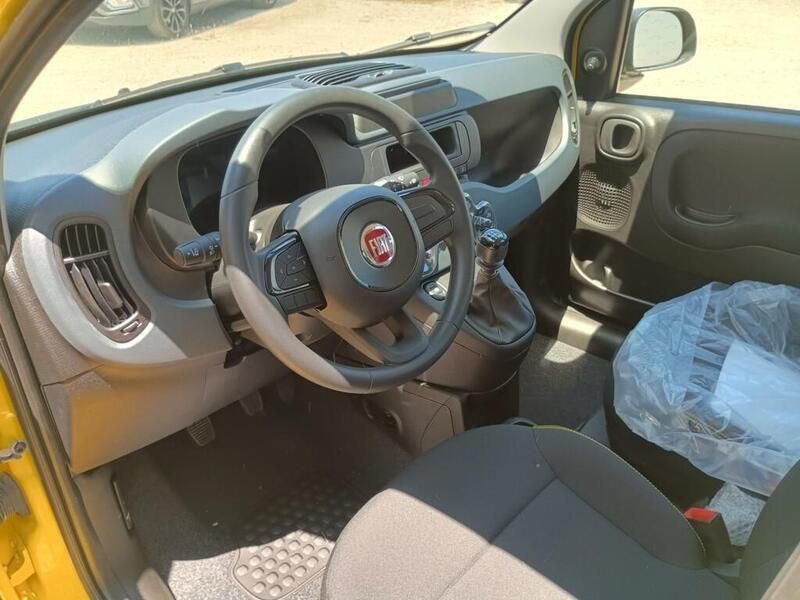 Usata Fiat Panda 71 CV (52 kW) 2024 Giallo Utilitaria