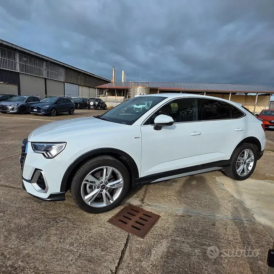 Usata Audi Q3 S-Line 193 CV (141 kW) 2024 Bianco SUV