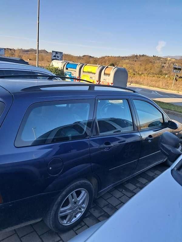 Usata Ford Focus Ambiente 90 CV (66 kW) 2001 Station wagon