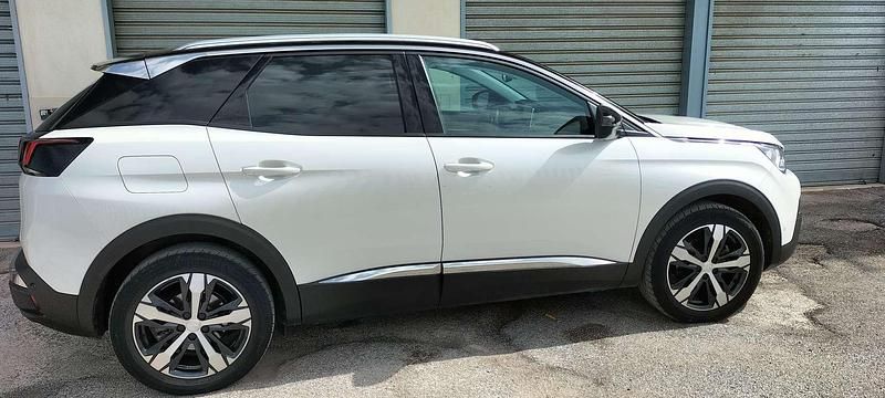 Usata Peugeot 3008 Access 131 CV (96 kW) 2018 Bianco SUV