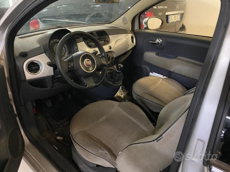 Usata Fiat 500 Lounge 69 CV (50 kW) 2008 Argento Berlina