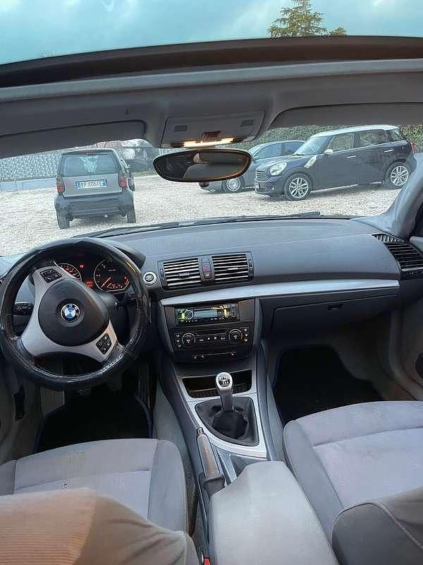 Usata BMW 118 122 CV (89 kW) 2007 Utilitaria