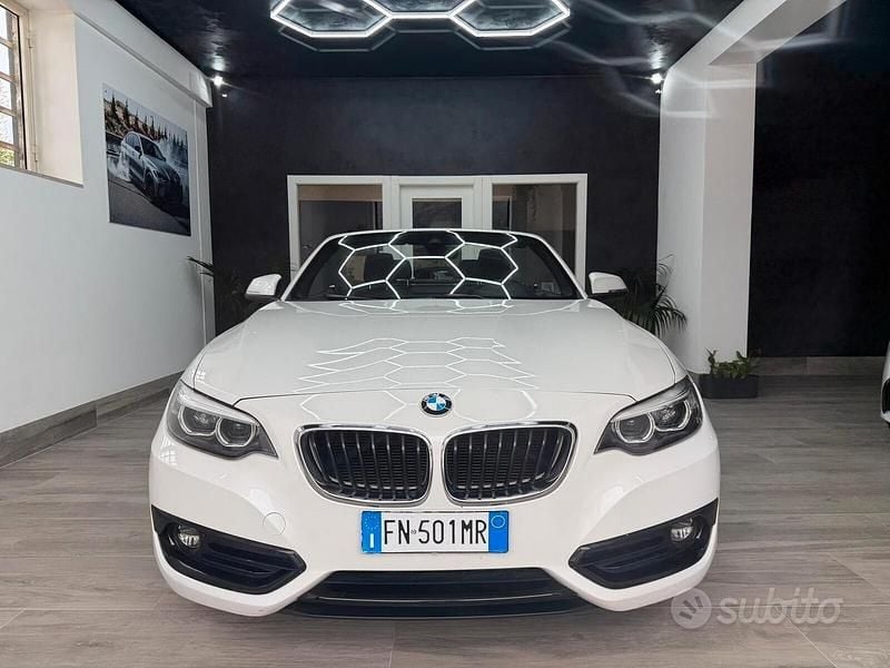 Usado BMW 218 Luxury Line 150 HP (110 kW) 2018 Branco Cabrios