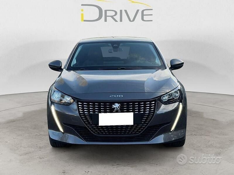 Usata Peugeot 208 Allure 101 CV (74 kW) 2021 Grigio Utilitaria